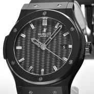 ウブロ クラシックフュージョン ブラックマジック セラミック４２ｍｍ 542.CM.1770.RX