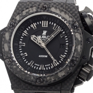 ウブロ オーシャノグラフィック ４０００ カーボン 世界５００本限定 731.QX.1140.RX