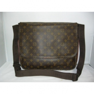 ルイヴィトン　LOUIS VUITTON　ヴィトン　LV　バッグ　モノグラム　メンズ　メッセンジャーGM　ボブール　M97039