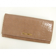 miu miu（ミュウミュウ）ST.COCOLUXZIP長財布/CIPRIA（ベージュピンク）（金具：ゴールド）/型押しカーフ5M1109 NKG F0236 00