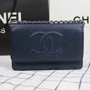 シャネル　CHANEL　チェーンウォレット　キャビアスキン　ココマーク　ネイビー　シルバー金具　A48654