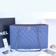 シャネル CHANEL キャビアスキン トートバッグ ブルー ＆ヴィンテージ金具 A90454