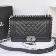 シャネル チェーンショルダーバッグ ボーイシャネル マトラッセ ココマーク A90191 CHANEL バッグ