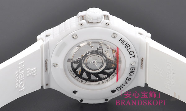 ウブロ ビッグバン ホワイトキャビア ホワイトセラミック 346.HX.2800.RW