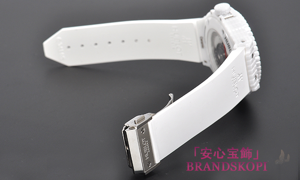 ウブロ ビッグバン ホワイトキャビア ホワイトセラミック 346.HX.2800.RW