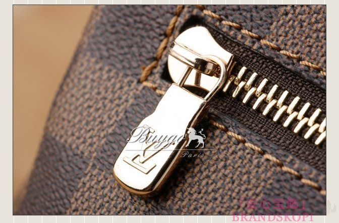 ルイ ヴィトン　ダミエ　エベヌ　メッセンジャーメルヴィル　N51125　LOUIS VUITTON