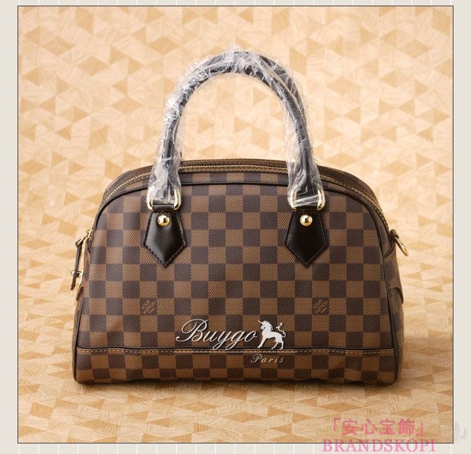 LOUIS VUITTON 【ルイヴィトン】ダミエ ドゥオモ　N60008