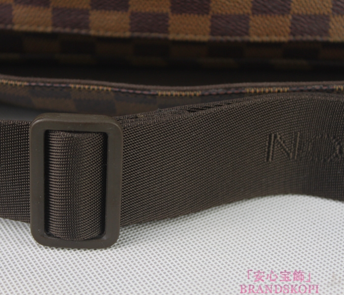 ルイヴィトン(LOUIS VUITTON) ダミエ ナヴィグリオ　ショルダーバッグ　 N45255
