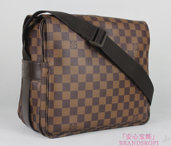 ルイヴィトン(LOUIS VUITTON) ダミエ ナヴィグリオ　ショルダーバッグ　 N45255
