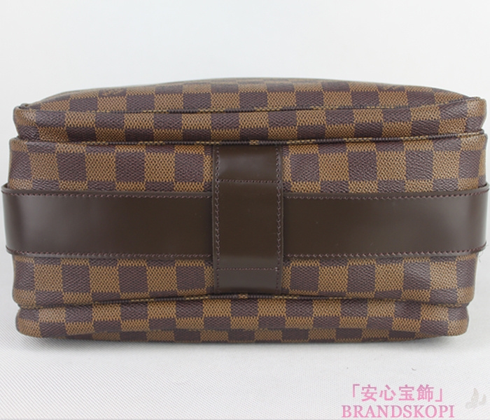 ルイヴィトン(LOUIS VUITTON) ダミエ ナヴィグリオ　ショルダーバッグ　 N45255