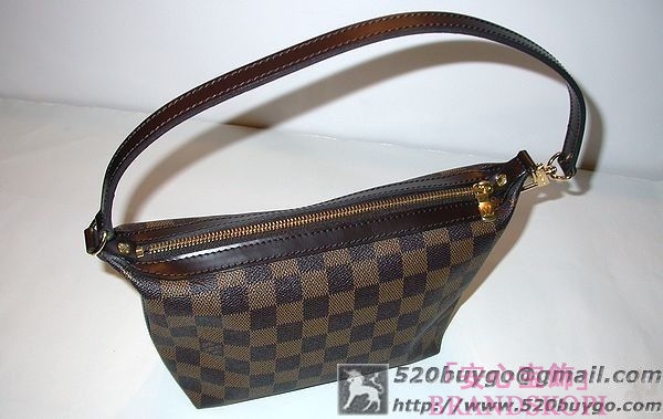 LOUIS VUITTON ルイヴィトン/ダミエ ポーチ イロヴォＰＭ N51996