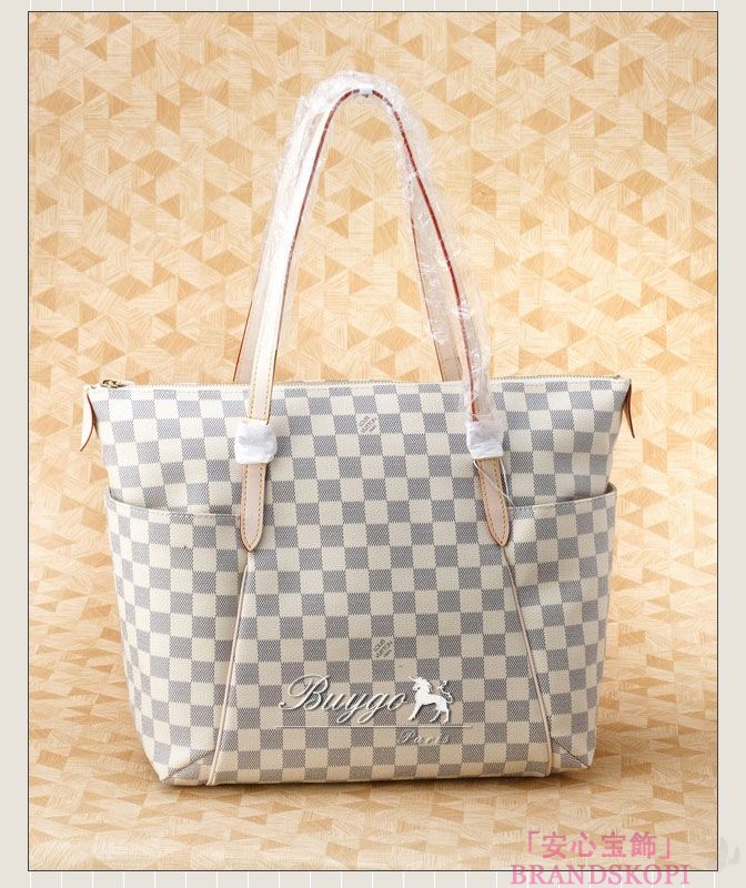 ルイヴィトン(LOUIS VUITTON) ダミエアズール トータリーＧＭ ショルダーバッグ N51263