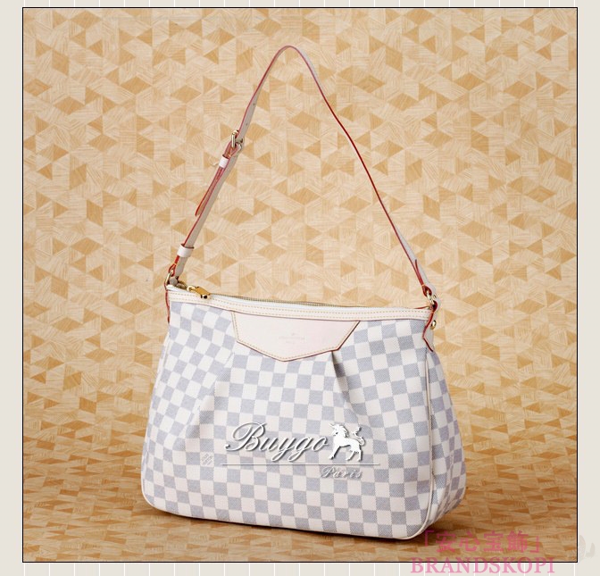 LOUISVUITTON　ルイヴィトン　ダミエアズール　LV　バッグ　ショルダーバッグ　シラクーサGM PM MM　N41111 N41112 N41113