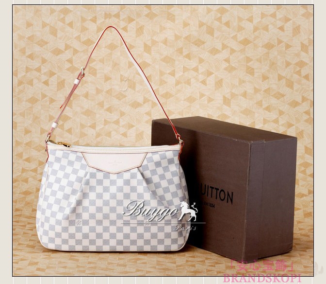 LOUISVUITTON　ルイヴィトン　ダミエアズール　LV　バッグ　ショルダーバッグ　シラクーサGM PM MM　N41111 N41112 N41113
