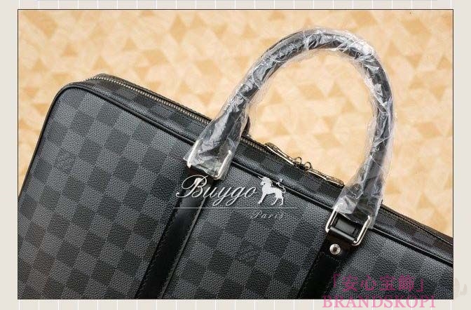 【LOUIS VUITTON/ルイヴィトン】ダミエグラフィット ポルト ドキュマンヴォワヤージュ/N41125/ブリーフ
