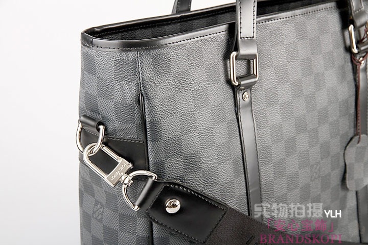 LOUIS VUITTON（ルイヴィトン）タダオ/トートバッグ/ダミエグラフィット(N51192)