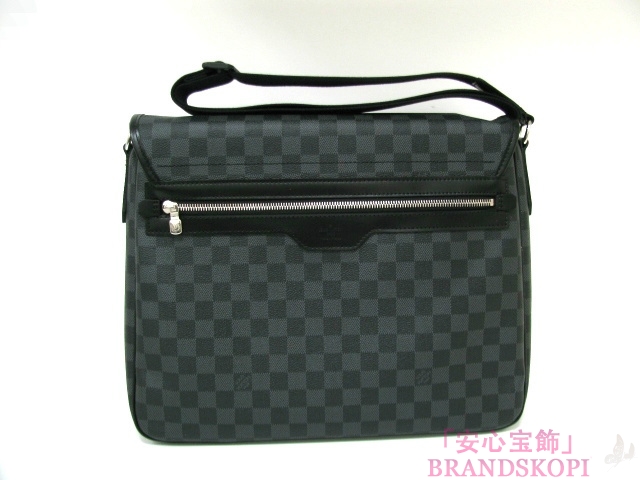 LOUIS VUITTON（ルイヴィトン）ダニエルGM/ショルダーバッグ/ダミエグラフィット/メンズN58033