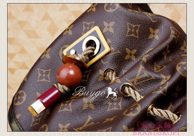 LOUIS VUITTON ルイヴィトン 2009年コレクション モノグラム カラハリGM PM ショルダーバッグ M97015 M97016