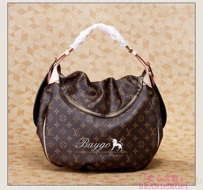 LOUIS VUITTON ルイヴィトン 2009年コレクション モノグラム カラハリGM PM ショルダーバッグ M97015 M97016