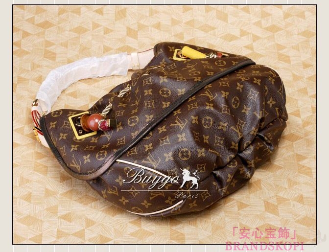 LOUIS VUITTON ルイヴィトン 2009年コレクション モノグラム カラハリGM PM ショルダーバッグ M97015 M97016