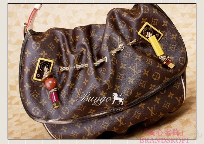 LOUIS VUITTON ルイヴィトン 2009年コレクション モノグラム カラハリGM PM ショルダーバッグ M97015 M97016