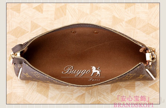 ルイヴィトン　LOUIS VUITTON　ヴィトン　LV　モノグラム バッグ　ショルダーバッグ　クラッチバッグ　エヴァ　M95567