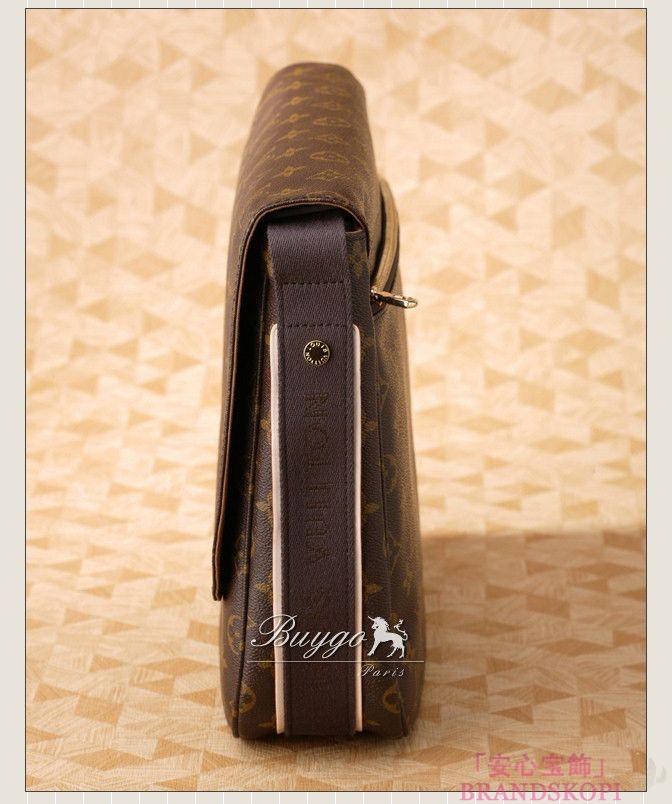 ルイヴィトン 2010新作　モノグラム M95939 ショルダーバッグ
