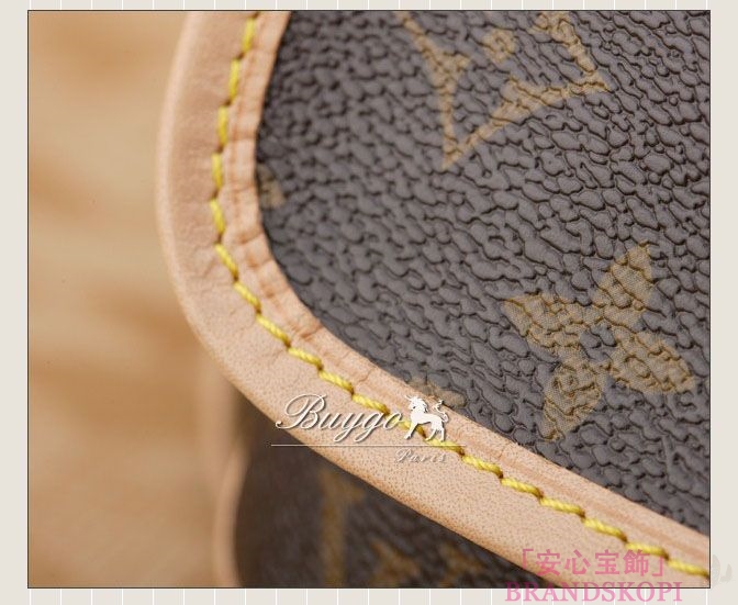 ルイヴィトン ティカルGM モノグラム ショルダーバッグ M40077 ルイヴィトン　LOUIS VUITTON 