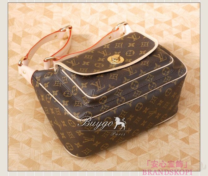 ルイヴィトン ティカルGM モノグラム ショルダーバッグ M40077 ルイヴィトン　LOUIS VUITTON 
