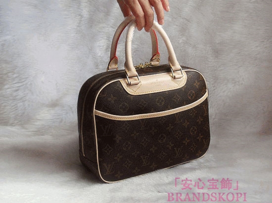 【LOUISVUITTON/ルイヴィトン】モノグラム トゥルーヴィル ボストン バッグ M42228