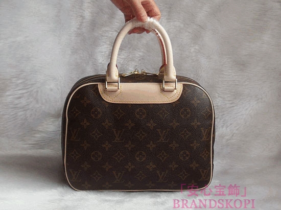 【LOUISVUITTON/ルイヴィトン】モノグラム トゥルーヴィル ボストン バッグ M42228