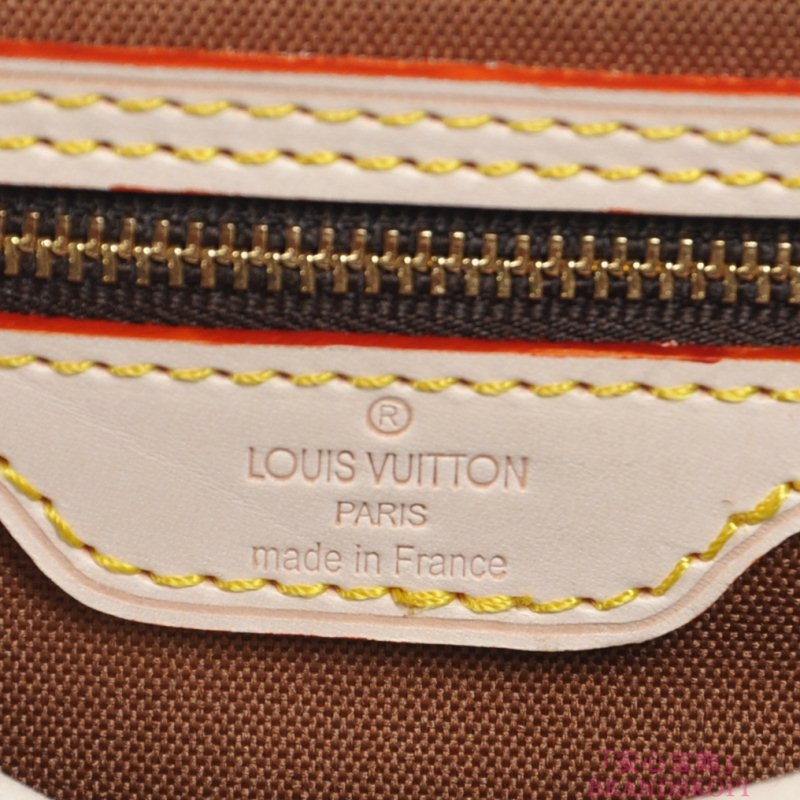 LOUISVUITTON　ルイヴィトン　モノグラム　LV　バッグ　ソローニュ　M42250
