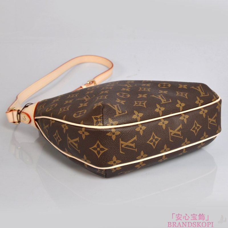 ルイヴィトン　LOUIS VUITTON　ヴィトン　モノグラム　LV　 ショルダーバッグ　オデオンPM　M56390