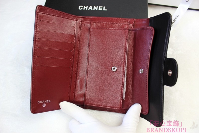シャネル　CHANEL 長財布　3折　A31506　タイムレスクラシック　マトラッセ/ラムスキン　ブラック/ボルドー