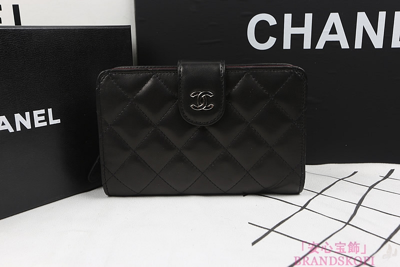 CHANEL シャネル 財布 A48667 ブラック／ボルドー / シルバー マトラッセ