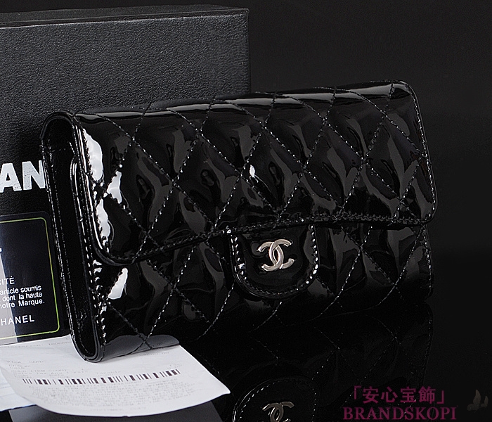 シャネル CHANEL 長財布 三つ折り ココマーク マトラッセ キルティング エナメル ブラック A31506