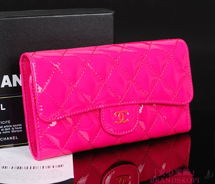 シャネル CHANEL 長財布 三つ折り ココマーク マトラッセ キルティング エナメル ローズ A31506