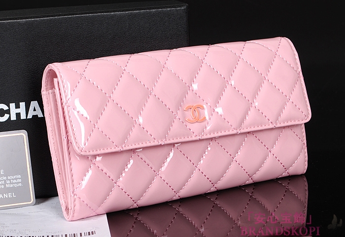 シャネル 長財布 CHANEL シャネル 財布 二つ折りフラップ マトラッセ キルティング エナメル ピンク A50096