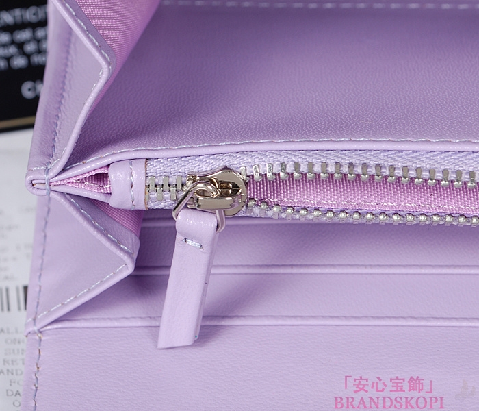 シャネル 長財布 CHANEL シャネル 財布 二つ折りフラップ マトラッセ キルティング エナメル ライラック A50096