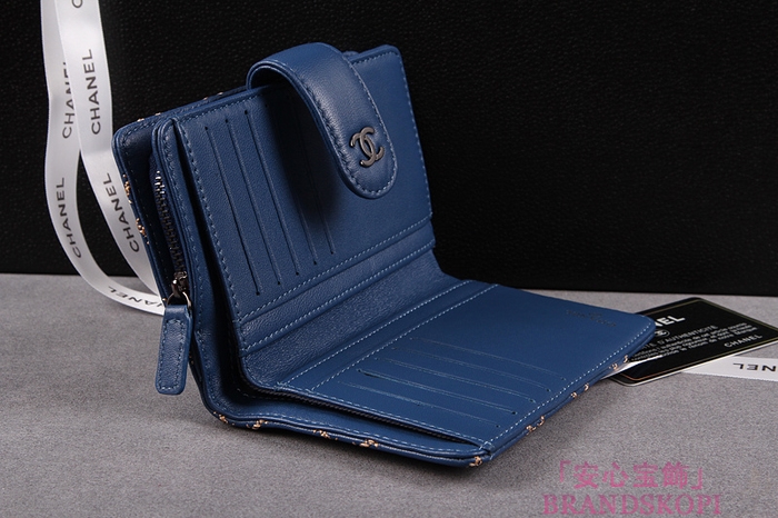 シャネル 長財布 CHANEL シャネル 財布 二つ折り マトラッセ ゴールドライン キルティング ラムスキン ブルー A48667