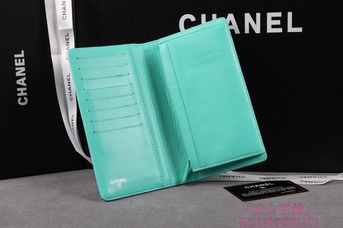 シャネル 長財布 CHANEL 財布 二つ折り  マトラッセ  ラムスキン ライトブルー A61667