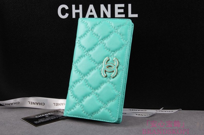 シャネル 長財布 CHANEL 財布 二つ折り  マトラッセ  ラムスキン ライトブルー A61667