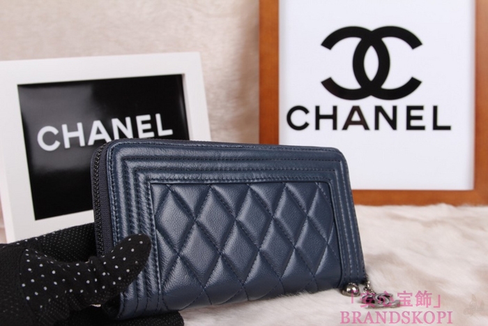 シャネル 長財布 財布  ラウンドファスナー レディース BOY CHANEL/ボーイシャネル ラムスキン キルティング マトラッセ ブルー A48652