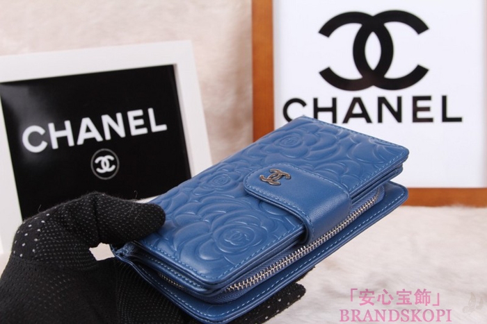 シャネル CHANEL カメリアエンボス 財布 二つ折り ブラック A50087