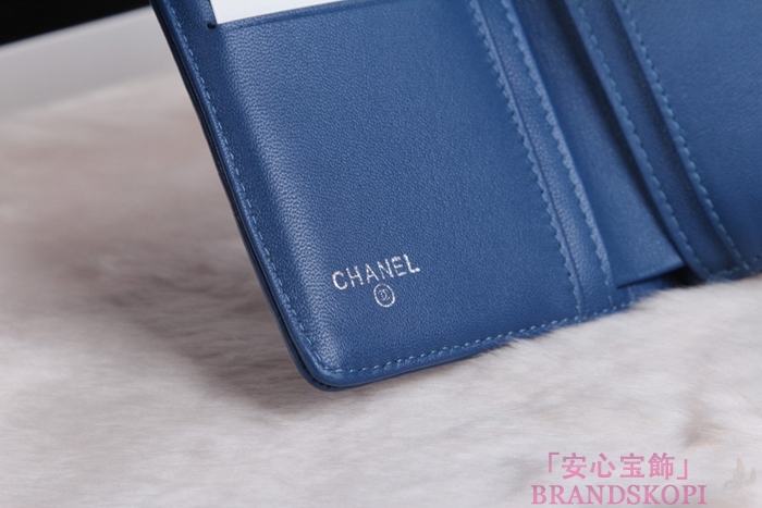 シャネル CHANEL カメリアエンボス 財布 二つ折り ブラック A50087