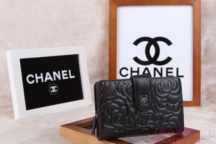 シャネル CHANEL カメリアエンボス 財布 二つ折り ブラック*クラレット A50087
