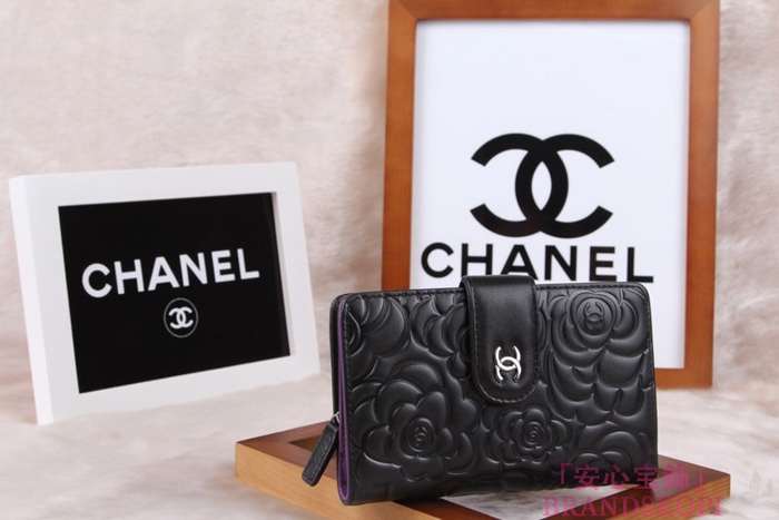 シャネル CHANEL カメリアエンボス 財布 二つ折り ブラック*パープル A50087