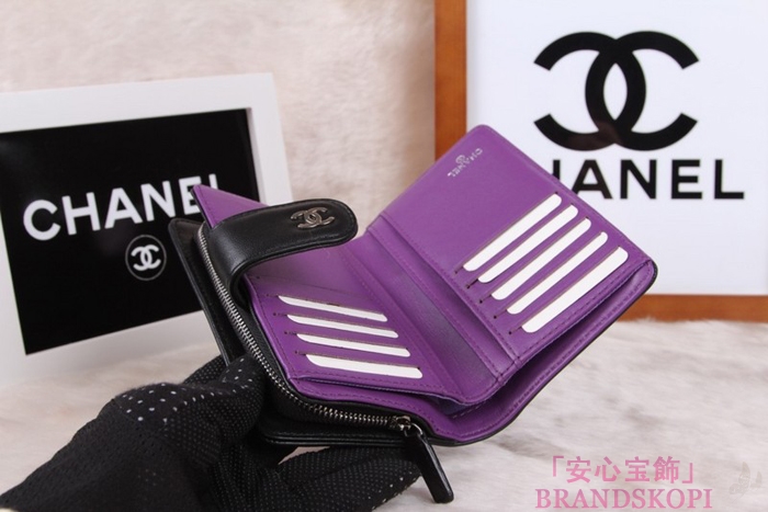 シャネル CHANEL カメリアエンボス 財布 二つ折り ブラック*パープル A50087