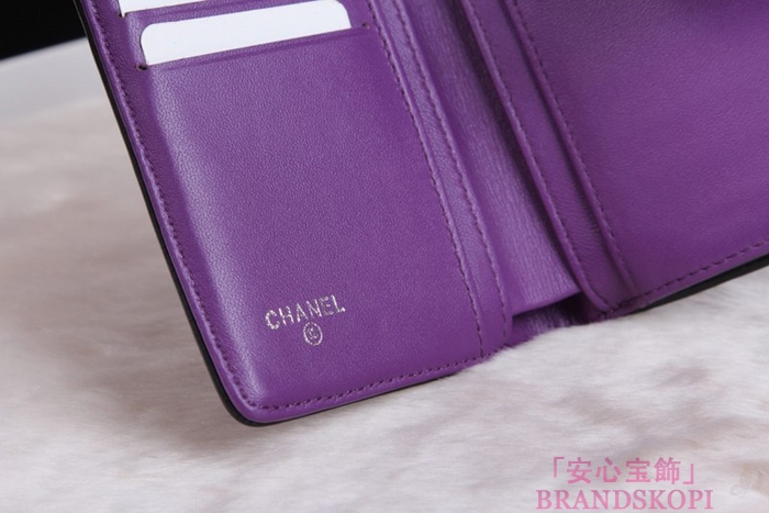 シャネル CHANEL カメリアエンボス 財布 二つ折り ブラック*パープル A50087