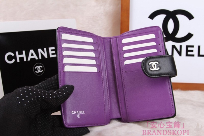 シャネル CHANEL カメリアエンボス 財布 二つ折り ブラック*パープル A50087